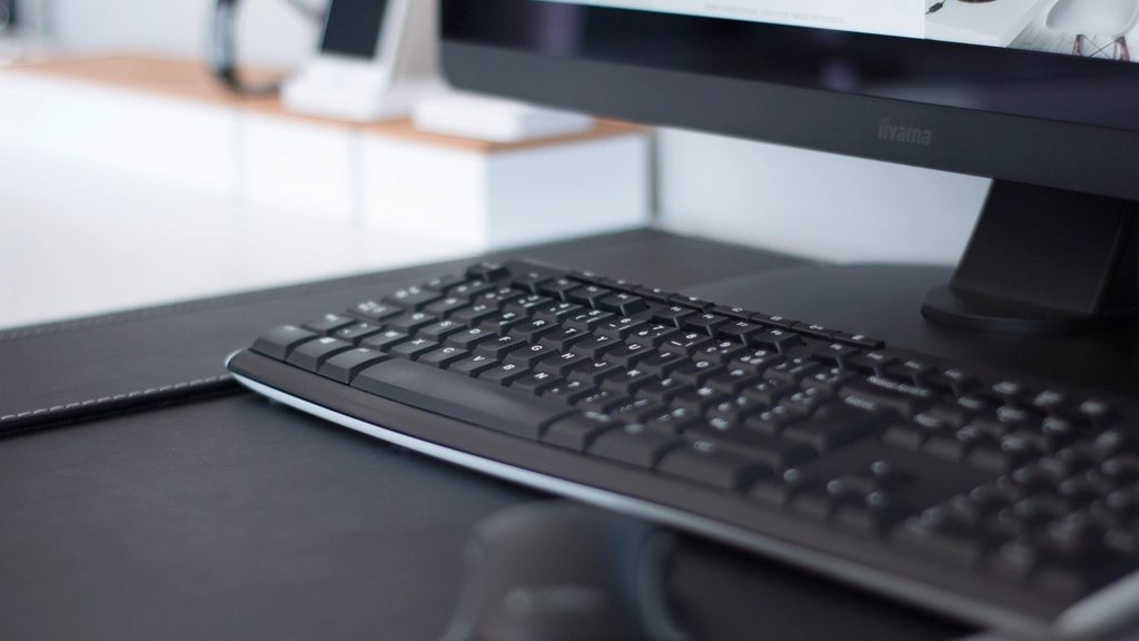Guide: How to Install WordPress on cPanel: The 10-Minute Method (and the Manual One)