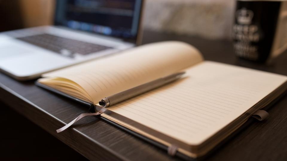 Guide: Live Chat on Your Website: Is It Worth It, and Which Kind Should You Use?
